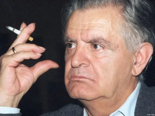 Фазиль Искандер - Фазиль Искандер - Собрание сочинений (1957-2008) FB2 скачать торрент